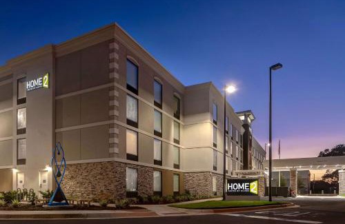 Pensacola Hotel | Pet-Friendly Home2 Suites with Pool & Ocean View in Gulf Breeze