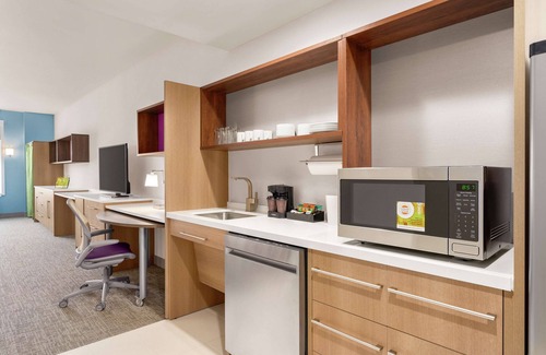 Progress Hotel | Top-Rated Home2 Suites by Hilton Harrisburg North Escape
