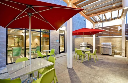 Rosedale Hotel | Discover Home2 Suites by Hilton Kansas City - Pet Friendly Stay