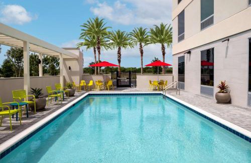 Lake Mary Hotel | Pet Friendly Home2 Suites in Lake Mary, Orlando
