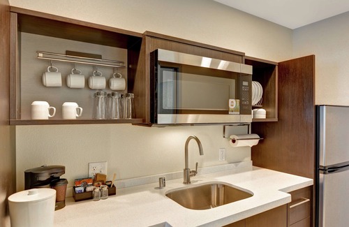 Enterprise Hotel | Top-Rated Home2 Suites near Las Vegas Strip with Pool