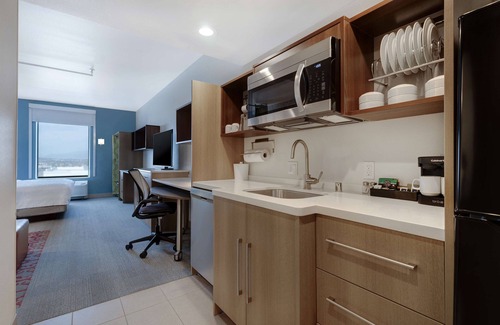 Sovana Hotel | Outstanding Home2 Suites by Hilton Las Vegas Southwest