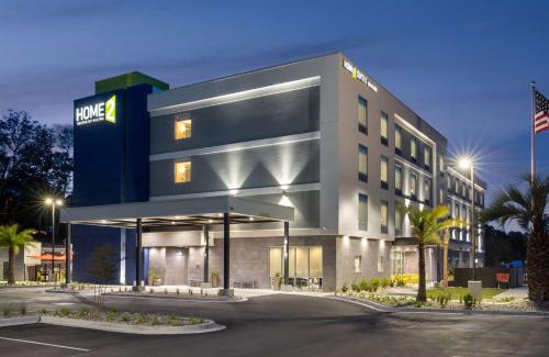 Niceville Hotel | Family-Friendly Home2 Suites Near Eglin Air Force Base