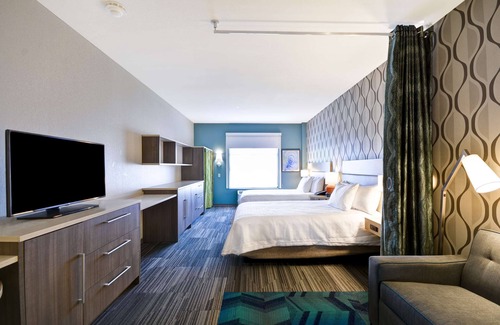 Perrysburg Hotel | Discover Home2 Suites by Hilton Perrysburg with Pool & Breakfast