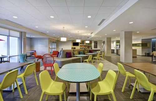 Queensbury Hotel | Pet-Friendly Home2 Suites by Hilton in Queensbury, NY