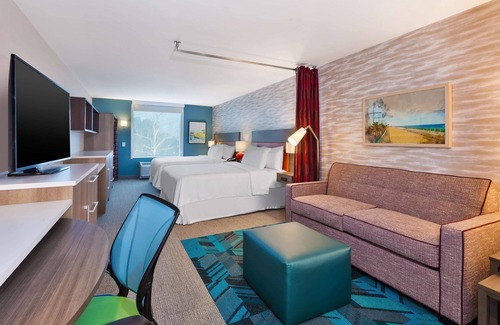 Wilmington Hotel | Unforgettable Home2 Suites by Hilton Wilmington Wrightsville Beach