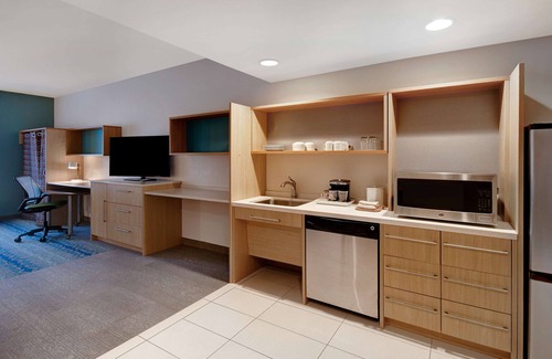 University Hotel | Welcoming Home2 Suites by Hilton Waco with Great Amenities