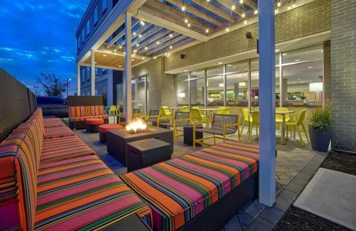 Wayne Hotel | Relax at Home2 Suites By Hilton Wayne, NJ - Pet Friendly Stay