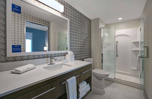 Yuma Hotel | Eco-Friendly Retreat: Home2 Suites by Hilton Yuma Pivot Point