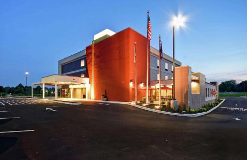Mechanicsburg Hotel | Pet-Friendly Home2 Suites Mechanicsburg with Pool Access