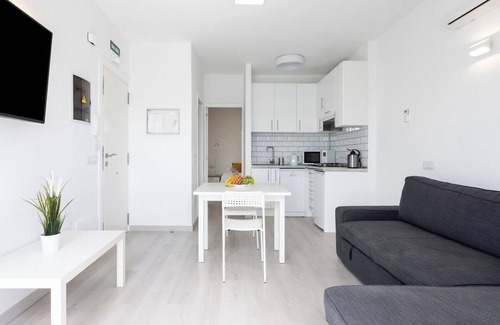 San Andres Apartment | Relax at Home2Book Ocean View Near Las Teresitas Beach