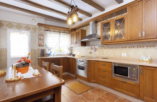 Los Realejos Apartment | Inviting Home2Book Apartment with Spa & Breakfast in Los Realejos