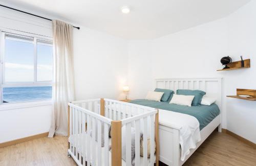 Radazul Apartment | Experience Beachfront Bliss at Home2Book Radazul