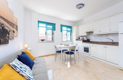 Los Sauces Apartment | Cozy Oceanfront Apartment with Pool and Wifi Amenities