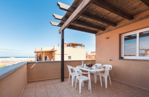 Geafond Apartment | Beautiful Home2Book Las Vistas Corralejo with Terrific Amenities