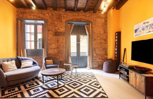 Historical Center House | Stylish Design House in La Laguna - Family Friendly Stay