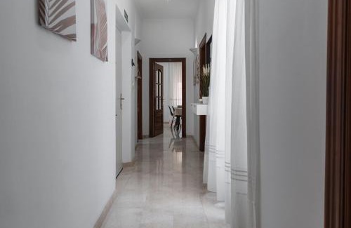 Granada City Center Apartment | Home4u Castañeda 2