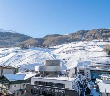 Soelden Apartment | Pet-Friendly Retreat at Ferienhaus Giggijoch | Rated 9/10