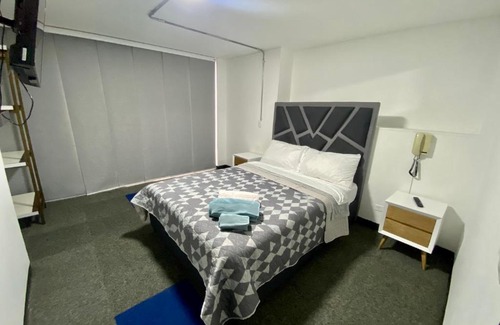 Zona Rosa Apartment | Welcoming Home76 SAS: Family & Pet-Friendly Retreat