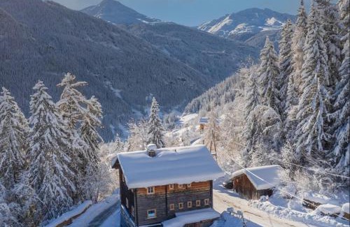 Landeck Apartment | Homebase Tirol Mountain Lodge