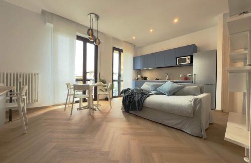 Lorenteggio Apartment | Homeby, Casa delle Primule