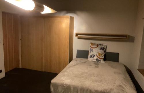 Heirnis House | Cozy HOMECOMFORT Gent: Family-Friendly with Kitchen Access