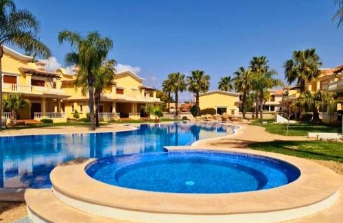 Conceicao e Cabanas de Tavira Villa | Experience Homefield Gardens: Oceanfront Bliss Awaits!