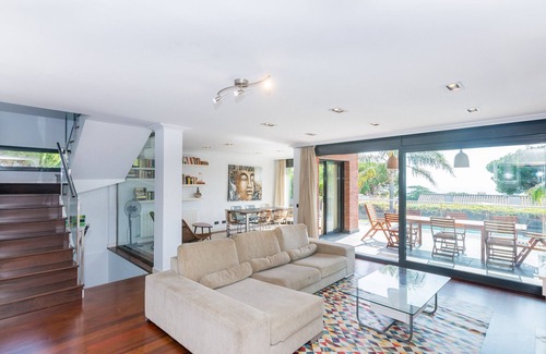 Caldes d'Estrac Villa | HomeHolidaysRentals Adonis - Costa Barcelona