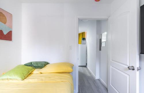 Chinatown Apartment | Cozy Suites in the Heart of China Town for Families