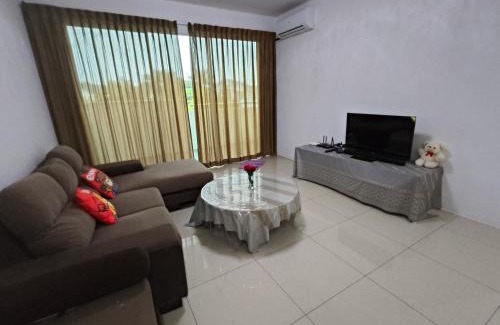 Miri Apartment | Eco-Friendly Homelite Eco Park Condominium with Pool
