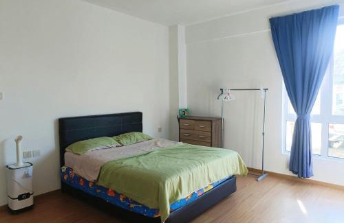 Miri Apartment | Budget-Friendly Stay at Homelite Resort with Pool Access