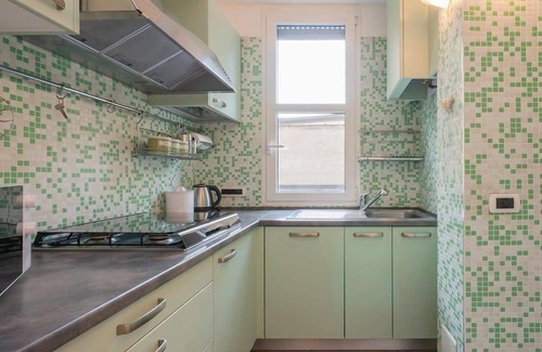 Cascina dei Pomi Apartment | Guest Rated 10/10: HomeLovers Flat Near Central Station
