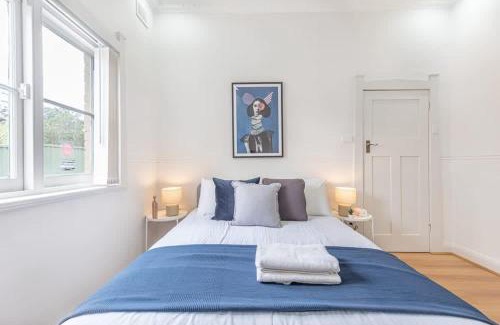 Eastwood House | Homely 4 Bdrms House in Eastwood Sleeps 11