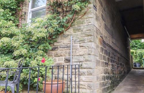 Pateley Bridge House | Pet-Friendly 4-Bed Cottage in Central Location, Rated 8.8