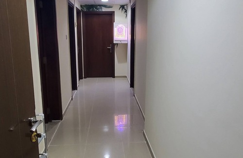 Sharjah Apartment | Homely Hostel - Spacious and clean bedspace in prime location on Al Wahda Street