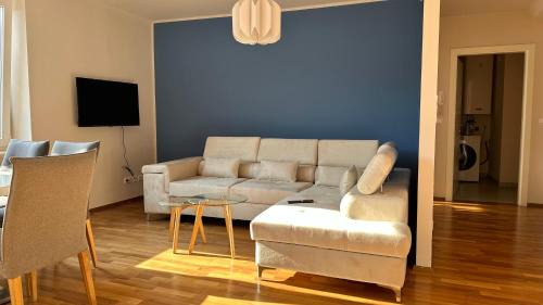 Sankt Polten Apartment | Inviting Homely Stay Apartment 2 - Child-Friendly Retreat