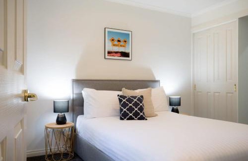 South Launceston Apartment | Cozy Unit Near the City with Parking and Free Wifi