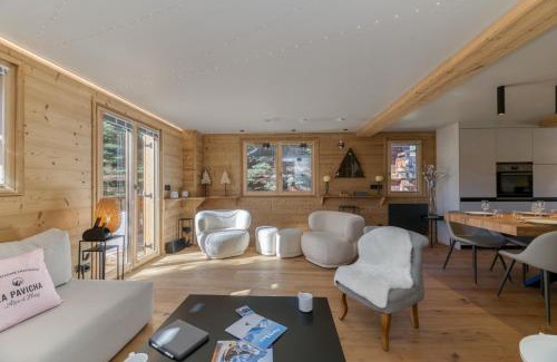 Jeux Apartment | Oceanfront Bliss at Homency - Chalet La Pavicha
