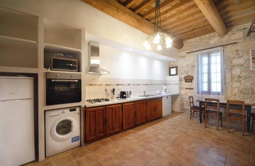 Saintes-Maries-de-la-Mer House | Beautiful House with Pool for 4 in Saintes-Maries-de-la-Mer