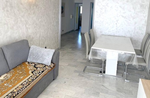 Fabron Apartment | Homerez - 200 m away from the beach! Appartement for 4 ppl. with terrace at Nice
