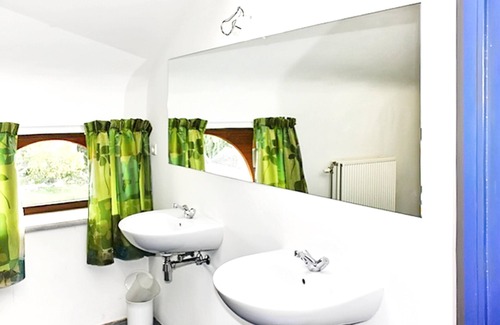 Anthisnes House | Homerez - Amazing house for 49 ppl. with garden and terrace at Anthisnes
