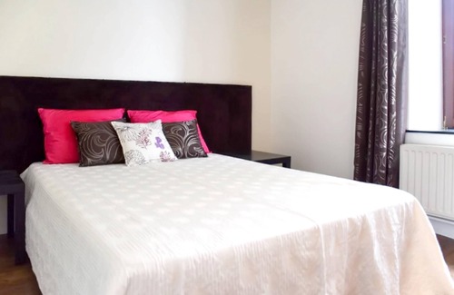 Anthisnes House | Homerez - Amazing house for 49 ppl. with garden and terrace at Anthisnes