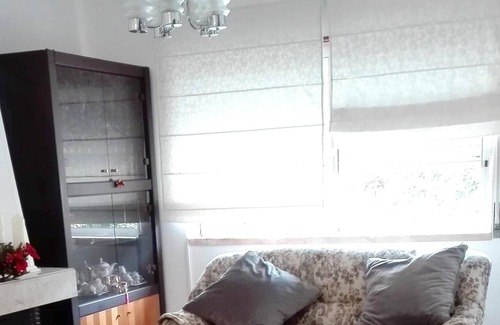 Fernao Ferro Villa | Homerez - Amazing villa 15 km away from the beach for 7 ppl. with swimming-pool