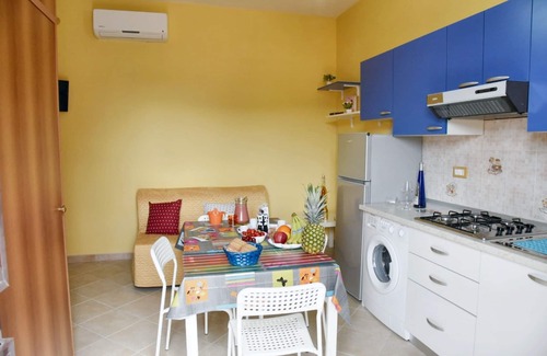 Laura Apartment | Cozy Oceanfront Apartment with Terrace in Capaccio