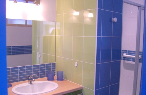 Dragey-Ronthon Apartment | Lovely Beachside Apartment for 7 in Dragey-Ronthon