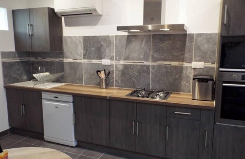 Avignon Apartment | Homerez - Apartment in Avignon