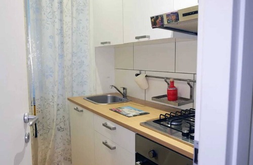 Mergellina Apartment | Scenic Retreat: Homerez - Apartment with Ocean View