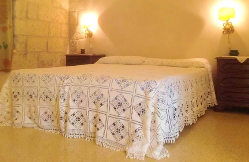 Serrano Apartment | Cozy Apartment Serrano: Parking, Pet-Friendly & Spa