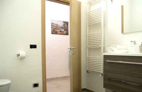 Caiazzo Apartment | Homerez - Appartement for 7 ppl. with shared pool and garden at Bosco di Caiazzo