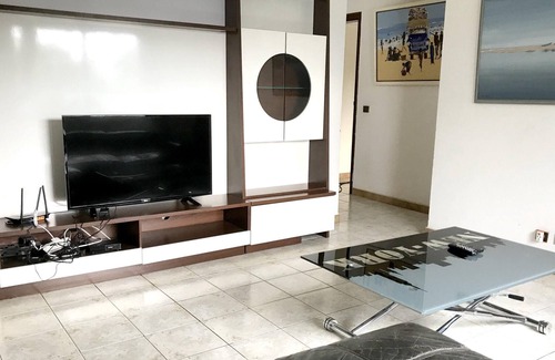 Lome Apartment | Homerez - Appartement 10 km away from the beach for 4 ppl. with shared pool